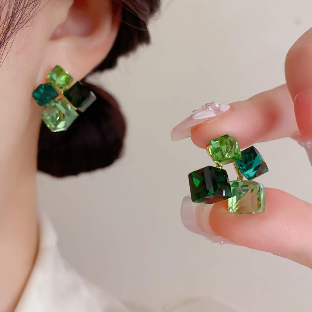 Cluster Stud Ear - Brincos de Cubo Geométrico Verde Esmeralda