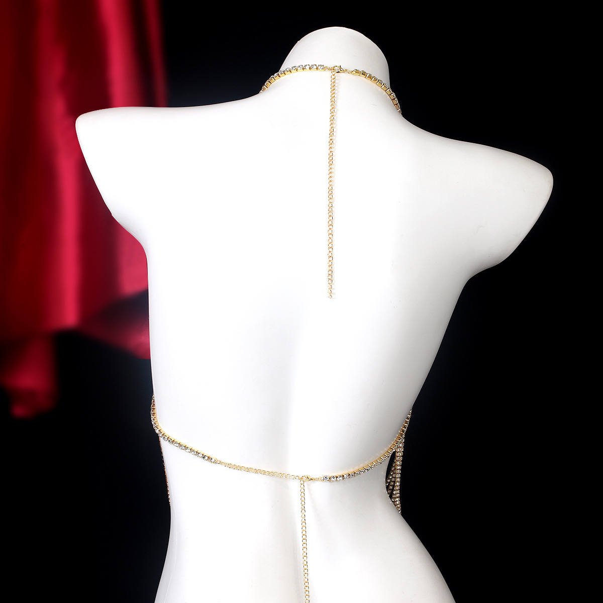 Corrente Peito Strass Stripe T - Body Jewelry Retainers avaliação e preço