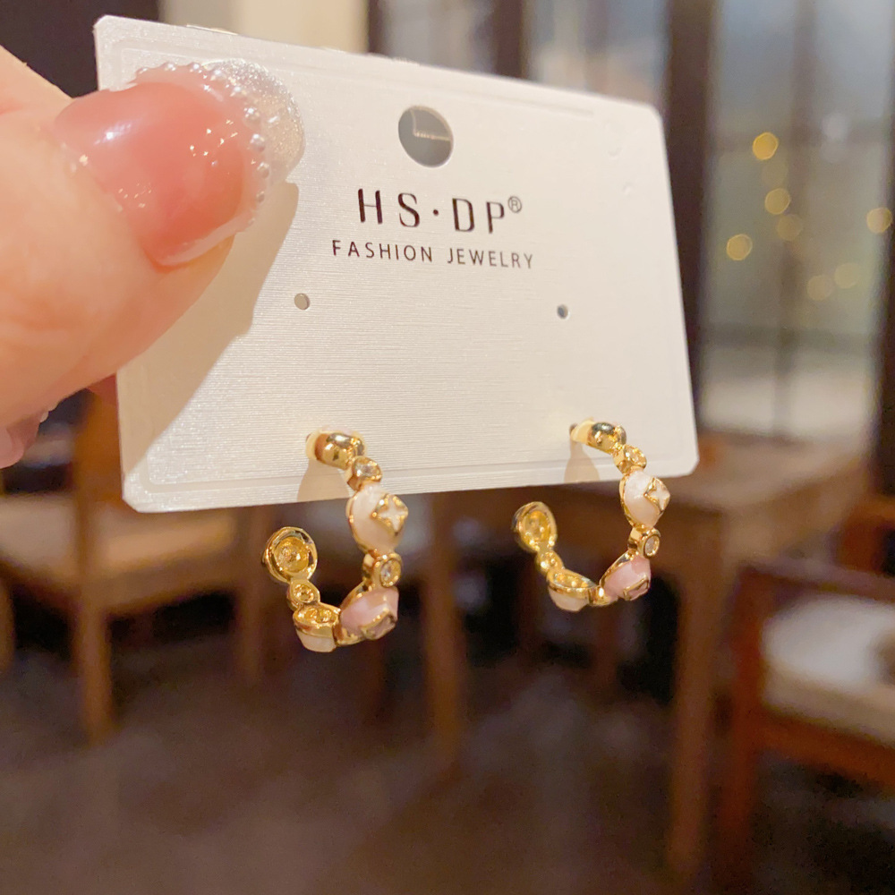 Brincos de Meia Argola Esmalta - Cluster Stud Ear avaliação e preço